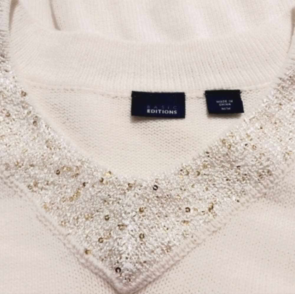 Basic Editions V Neck Sweater - Picture 2 of 6